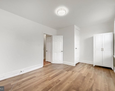 3223 Elmley Avenue - Photo Thumbnail 16
