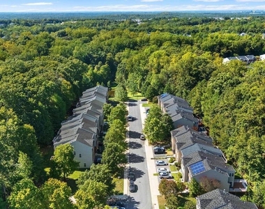 2418 Killarney Terrace - Photo Thumbnail 49