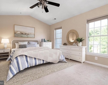 2418 Killarney Terrace - Photo Thumbnail 42