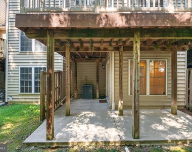 2418 Killarney Terrace - Photo Thumbnail 19