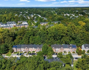 2418 Killarney Terrace - Photo Thumbnail 47