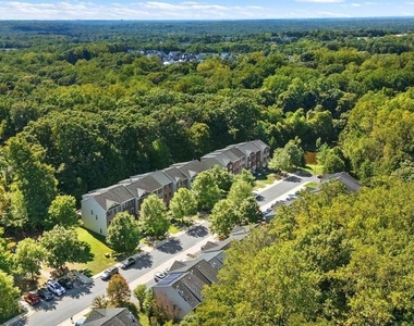 2418 Killarney Terrace - Photo Thumbnail 50