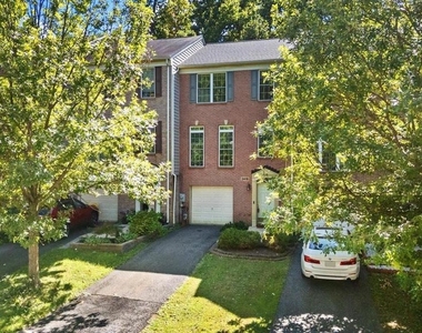 2418 Killarney Terrace - Photo Thumbnail 1