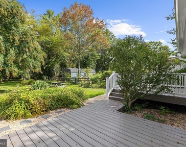 526 James Avenue - Photo Thumbnail 23