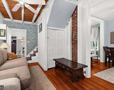 526 James Avenue - Photo Thumbnail 7