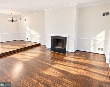 4436 Macarthur Boulevard Nw - Photo Thumbnail 6