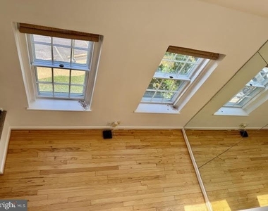 3824 Porter Street Nw - Photo Thumbnail 7