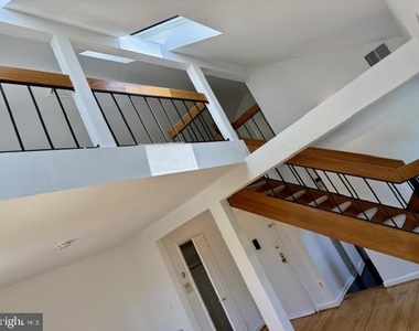 3824 Porter Street Nw - Photo Thumbnail 15