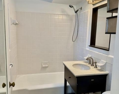 3824 Porter Street Nw - Photo Thumbnail 19
