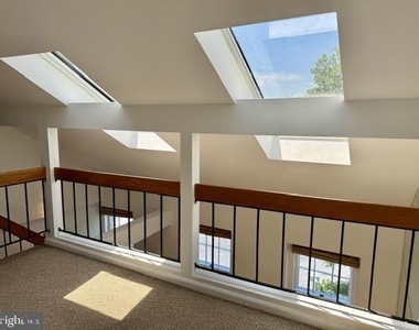 3824 Porter Street Nw - Photo Thumbnail 10