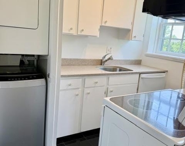 3824 Porter Street Nw - Photo Thumbnail 21