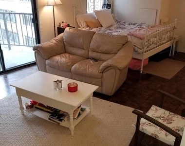 1718 P Street Nw - Photo Thumbnail 2