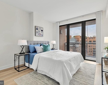 631 D Street Nw - Photo Thumbnail 7
