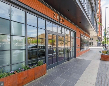 2030 Nw 8th Street Nw - Photo Thumbnail 1