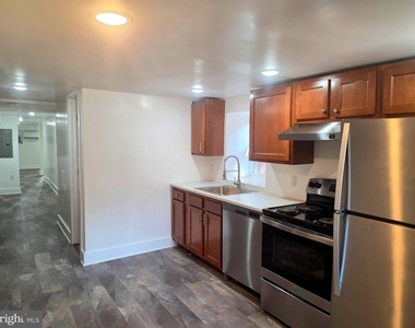 1204 Monroe Street Nw - Photo Thumbnail 10