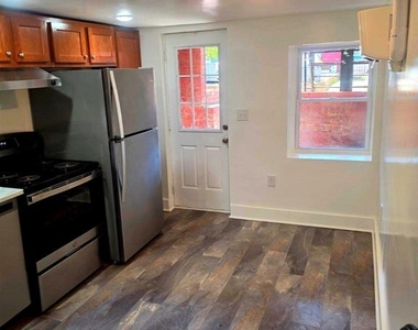 1204 Monroe Street Nw - Photo Thumbnail 11