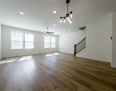25552 Tolstoy Trail - Photo Thumbnail 9