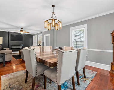 423 E Edinborough Avenue - Photo Thumbnail 24