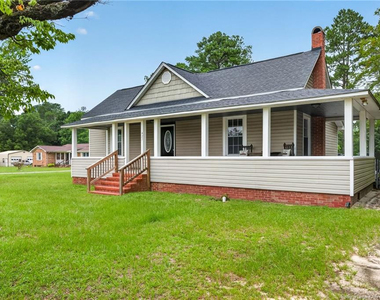 423 E Edinborough Avenue - Photo Thumbnail 3