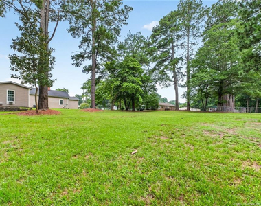 423 E Edinborough Avenue - Photo Thumbnail 45