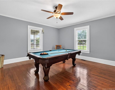 423 E Edinborough Avenue - Photo Thumbnail 11