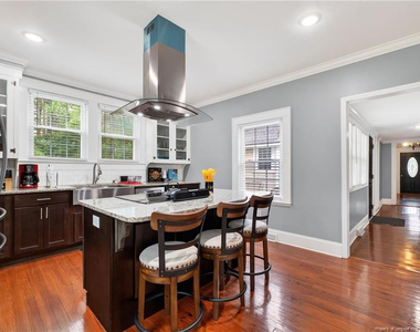 423 E Edinborough Avenue - Photo Thumbnail 28