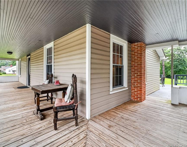 423 E Edinborough Avenue - Photo Thumbnail 38