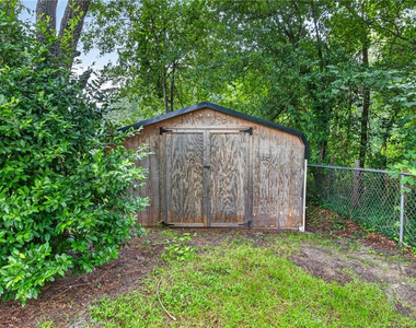 423 E Edinborough Avenue - Photo Thumbnail 44