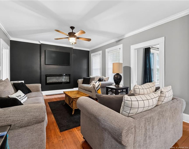 423 E Edinborough Avenue - Photo Thumbnail 18