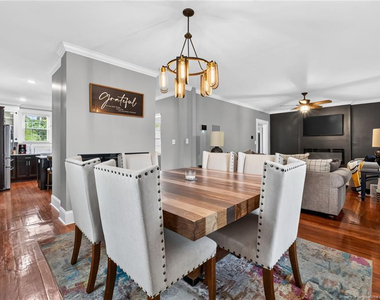 423 E Edinborough Avenue - Photo Thumbnail 25