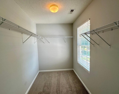 816 Vonkramer Court - Photo Thumbnail 24