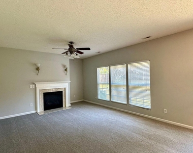 816 Vonkramer Court - Photo Thumbnail 7