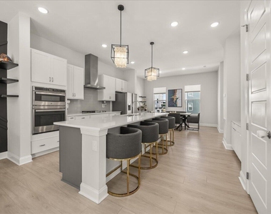 1418 Grove Village Road - Photo Thumbnail 9