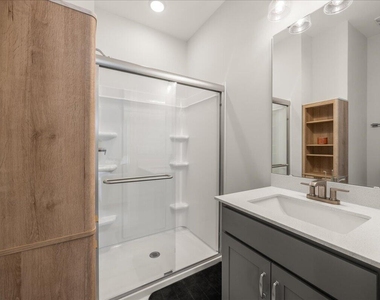 1418 Grove Village Road - Photo Thumbnail 5