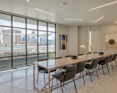 800 Embassy Dr - Photo Thumbnail 27