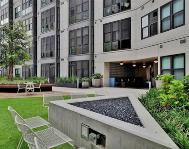 800 Embassy Dr - Photo Thumbnail 26