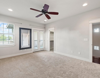 1810 Harvey St - Photo Thumbnail 24