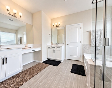 4015 Wild Bloom Rd - Photo Thumbnail 18