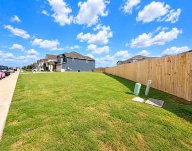 4015 Wild Bloom Rd - Photo Thumbnail 33
