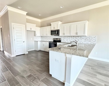 100 Bailey Kay Ct - Photo Thumbnail 10