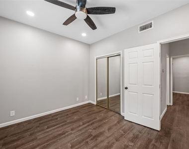 2414 Longview St - Photo Thumbnail 20