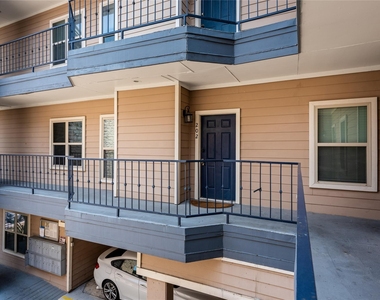 2414 Longview St - Photo Thumbnail 3