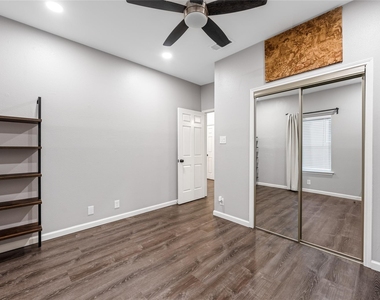 2414 Longview St - Photo Thumbnail 14
