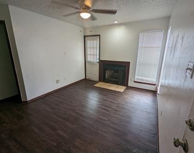 2800 Bull Run - Photo Thumbnail 5