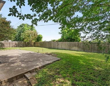 725 Botany Bay Cir - Photo Thumbnail 24