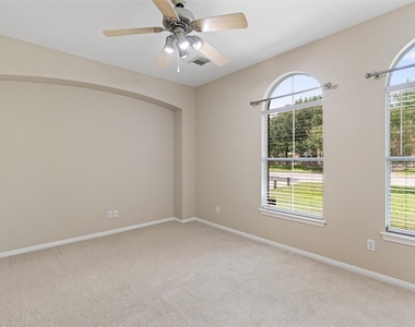 725 Botany Bay Cir - Photo Thumbnail 19
