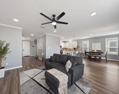 4133 Harper Lee Ln - Photo Thumbnail 10