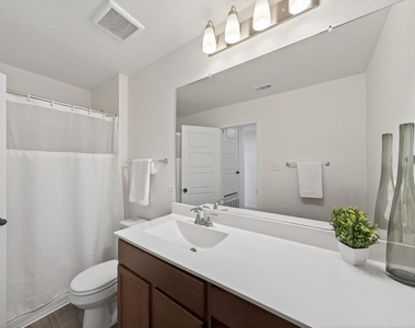 4133 Harper Lee Ln - Photo Thumbnail 24