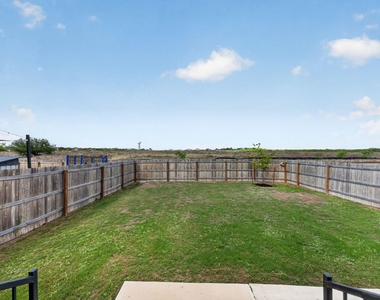 4133 Harper Lee Ln - Photo Thumbnail 31