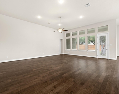 117 Barton Run Dr - Photo Thumbnail 11